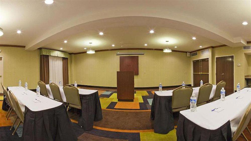 Holiday Inn Express Arlington Interstate 20 Parks Mall By Ihg Zewnętrze zdjęcie