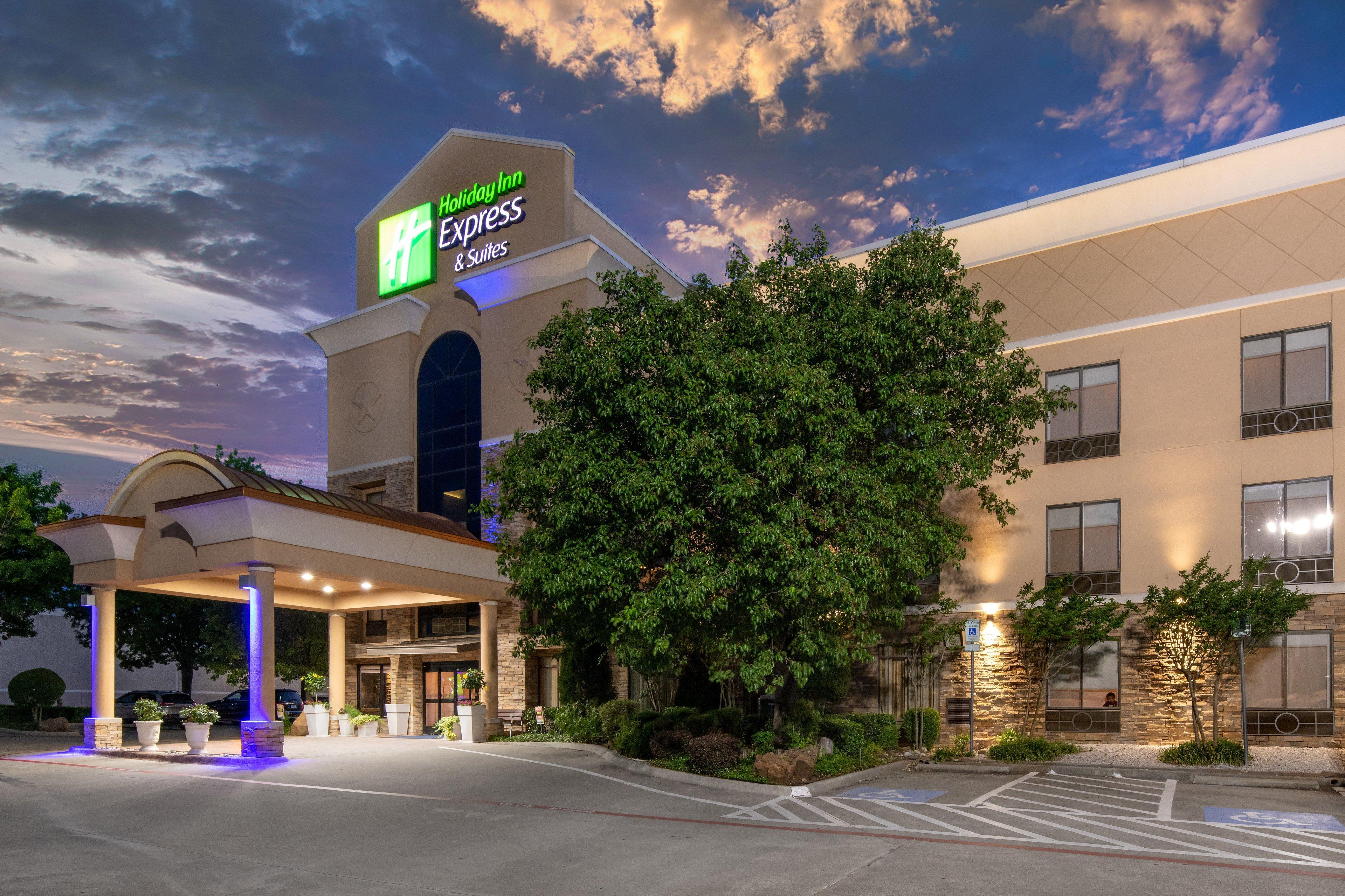 Holiday Inn Express Arlington Interstate 20 Parks Mall By Ihg Zewnętrze zdjęcie